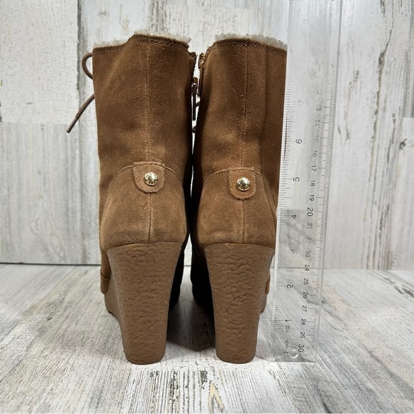 Michael Kors Rory Brown Lace Up Round Toe Suede Ankle Boots #198 - Picture 7 of 11